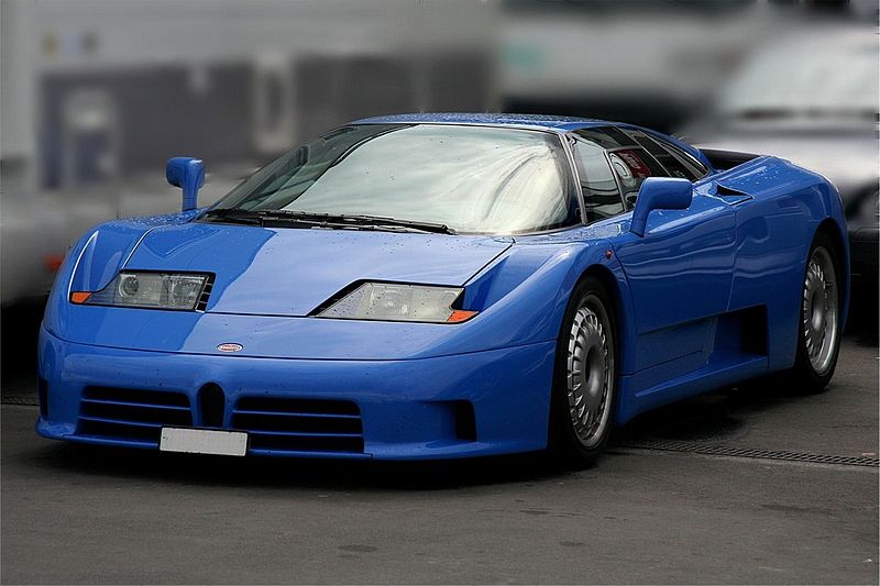 ブガッティ　EB110