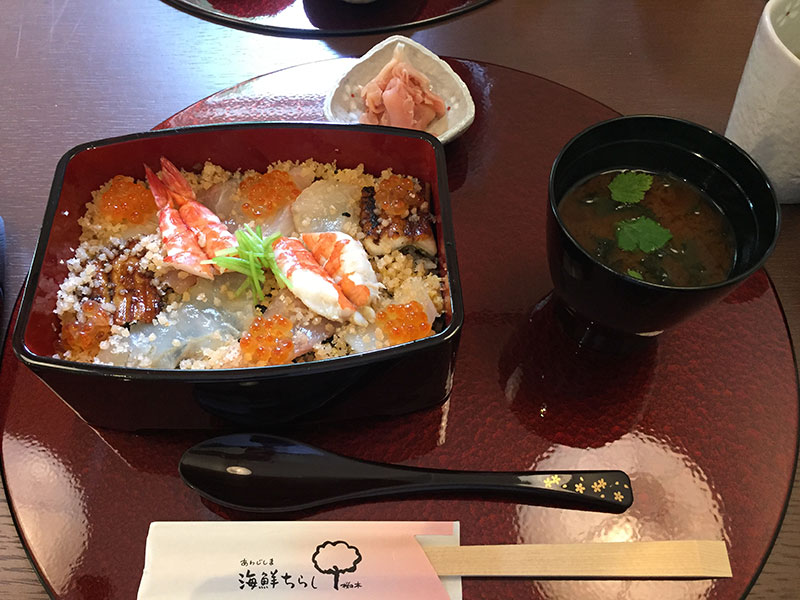 海鮮ちらし